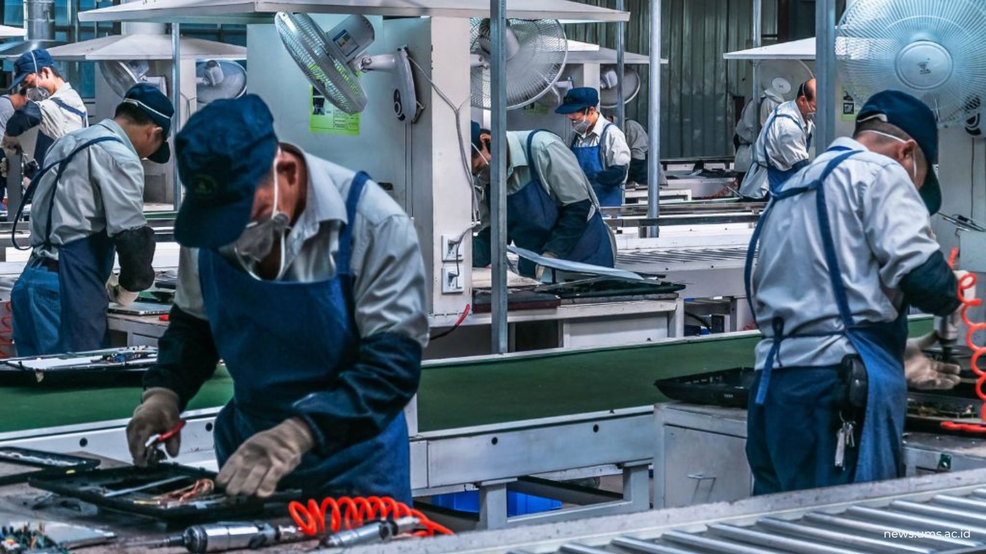 Pemerintah Bergerak Cepat Antisipasi PHK Massal di Sektor Industri
